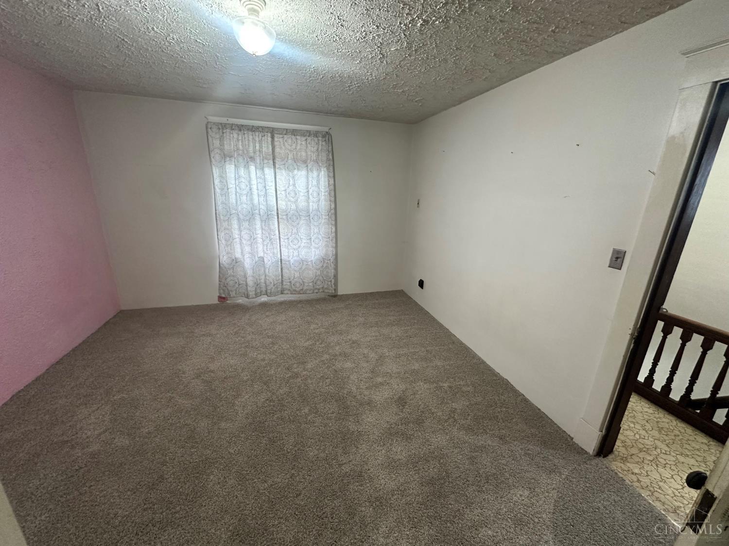 1216 Carson Avenue Property Photo 5