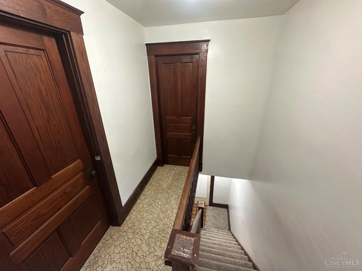 1216 Carson Avenue Property Photo 9