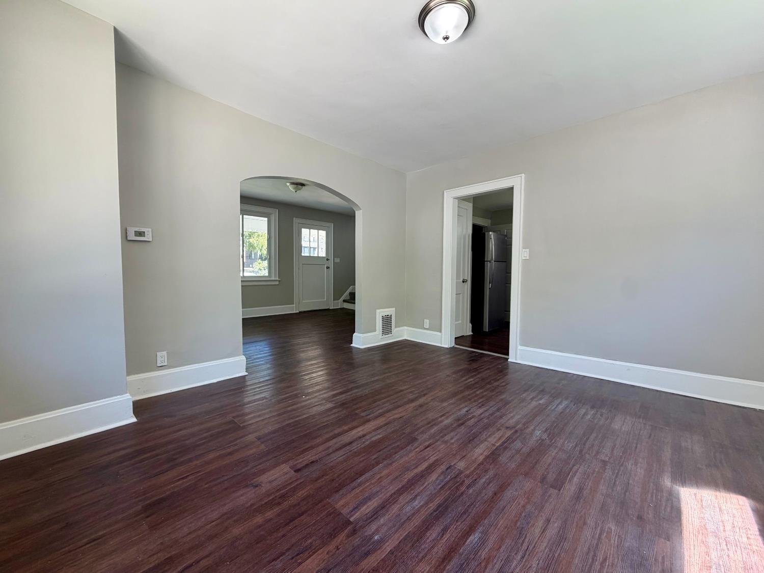 1217 Groesbeck Rd Property Photo 4