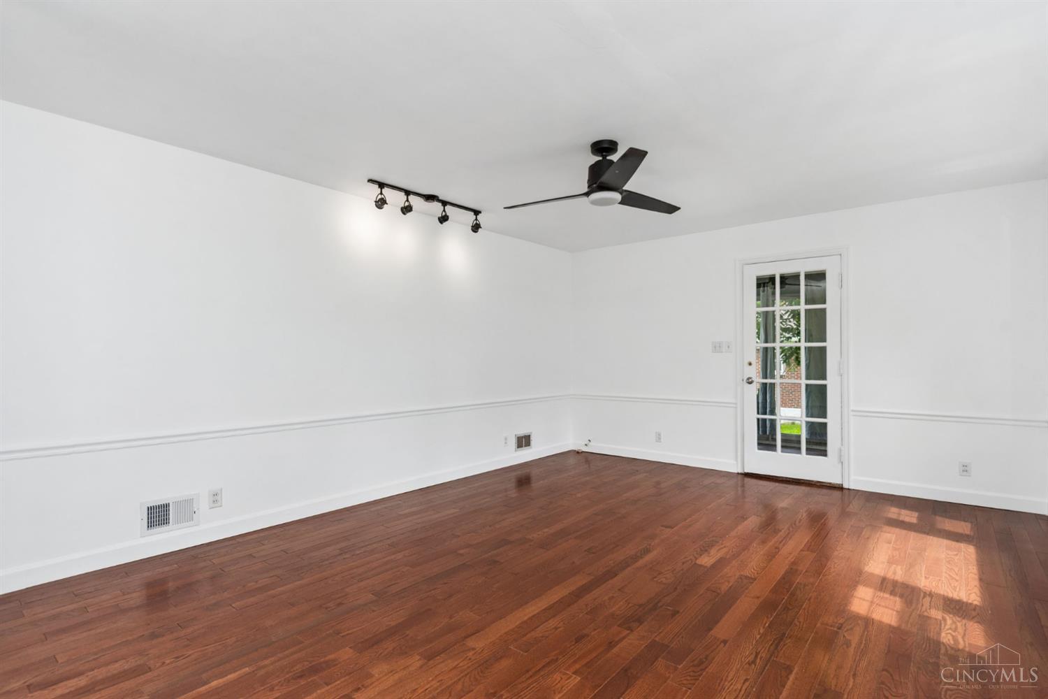 4077 Mclean Drive Property Photo 10