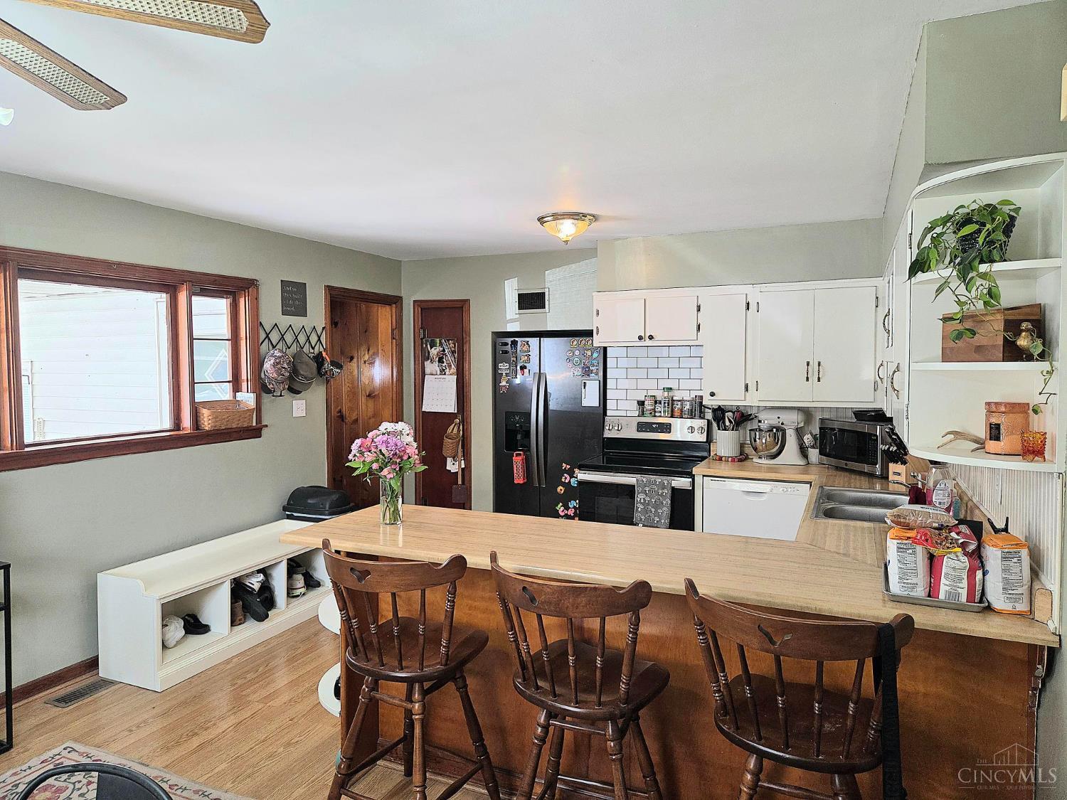 S 109 Glenn Street Property Photo 10