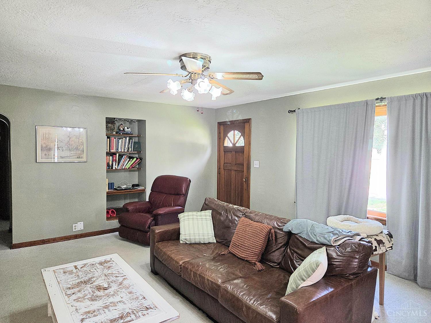 S 109 Glenn Street Property Photo 14