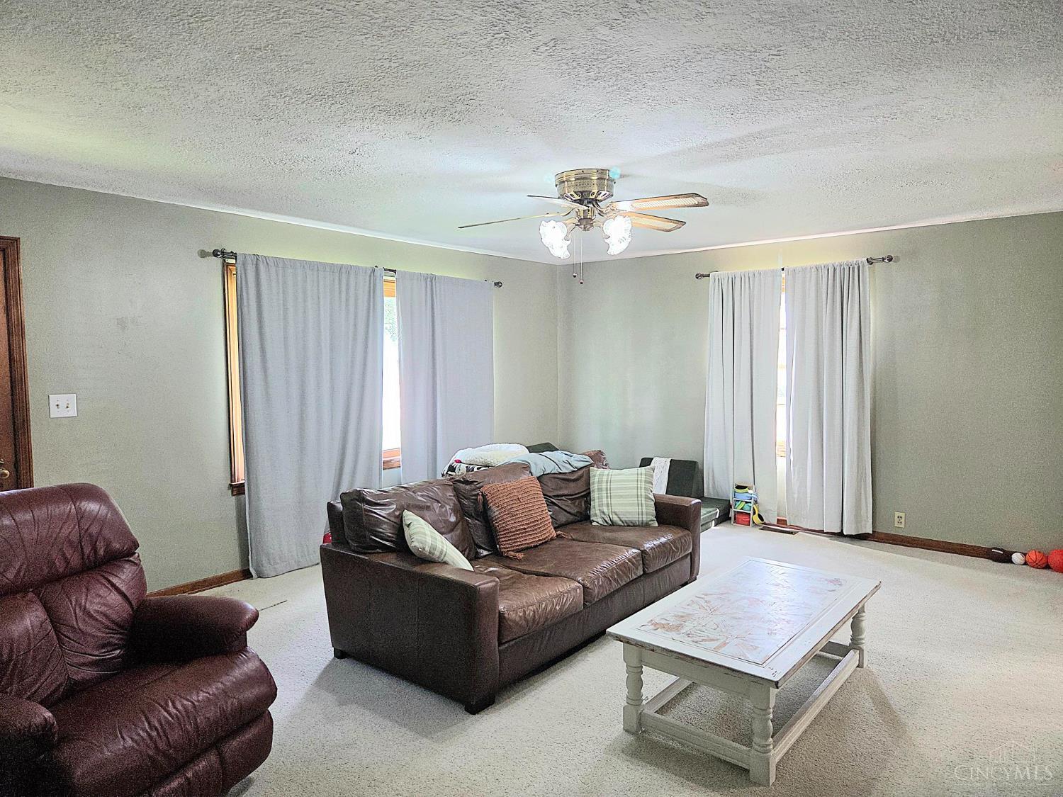 S 109 Glenn Street Property Photo 15