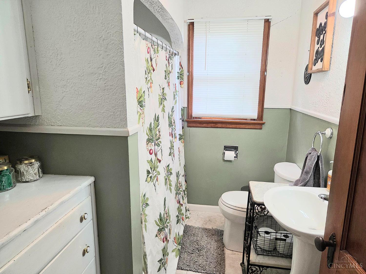 S 109 Glenn Street Property Photo 22