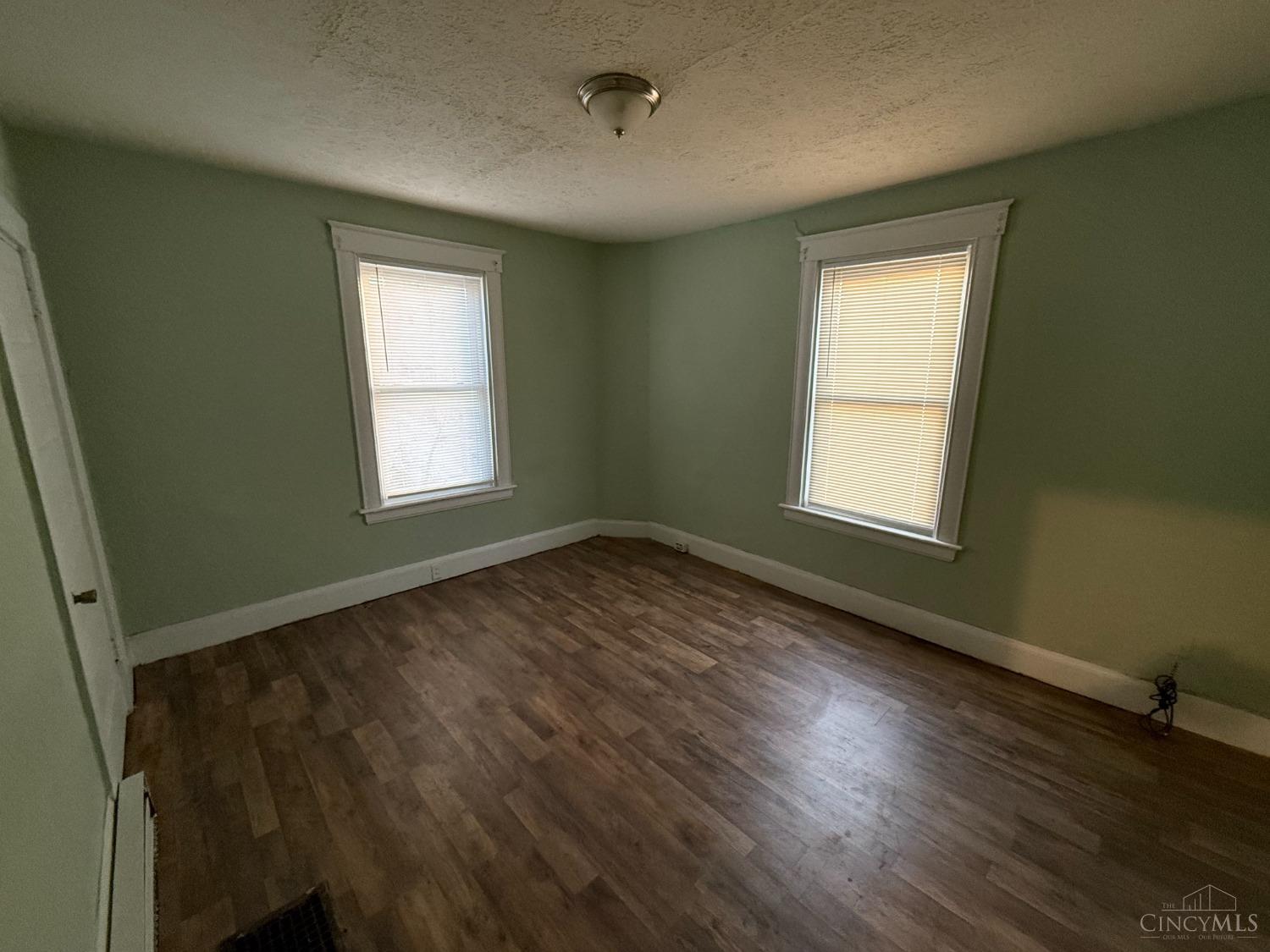 3238 Gilbert Avenue Property Photo 10