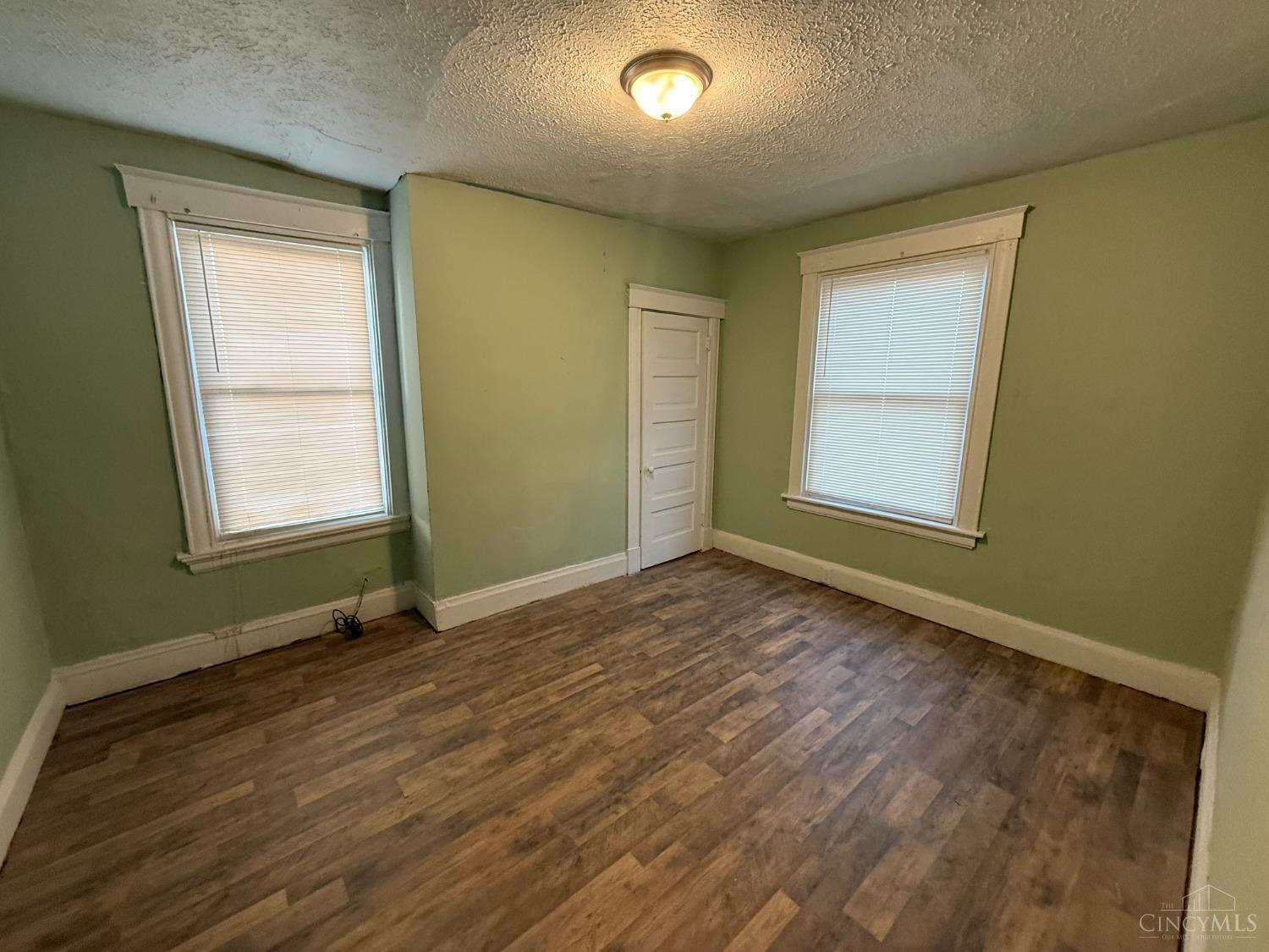 3238 Gilbert Avenue Property Photo 13