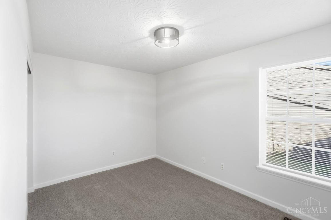 3018 Granny Smith Lane Property Photo 28