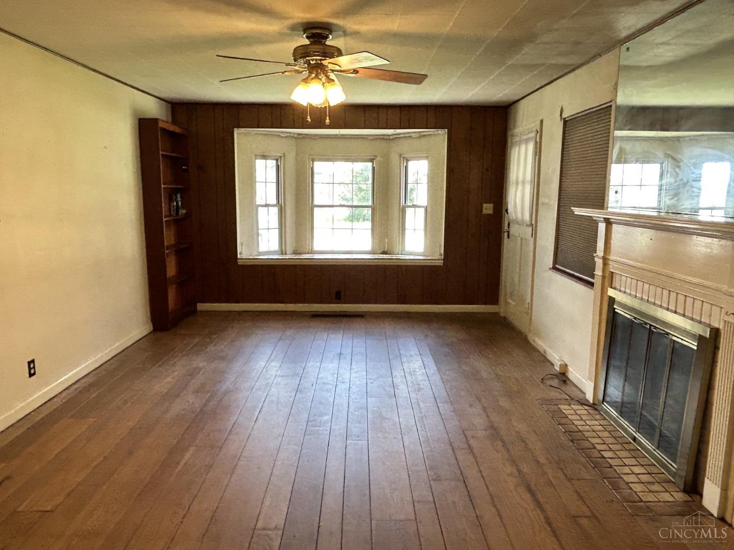 1305 Coolidge Avenue Property Photo 3
