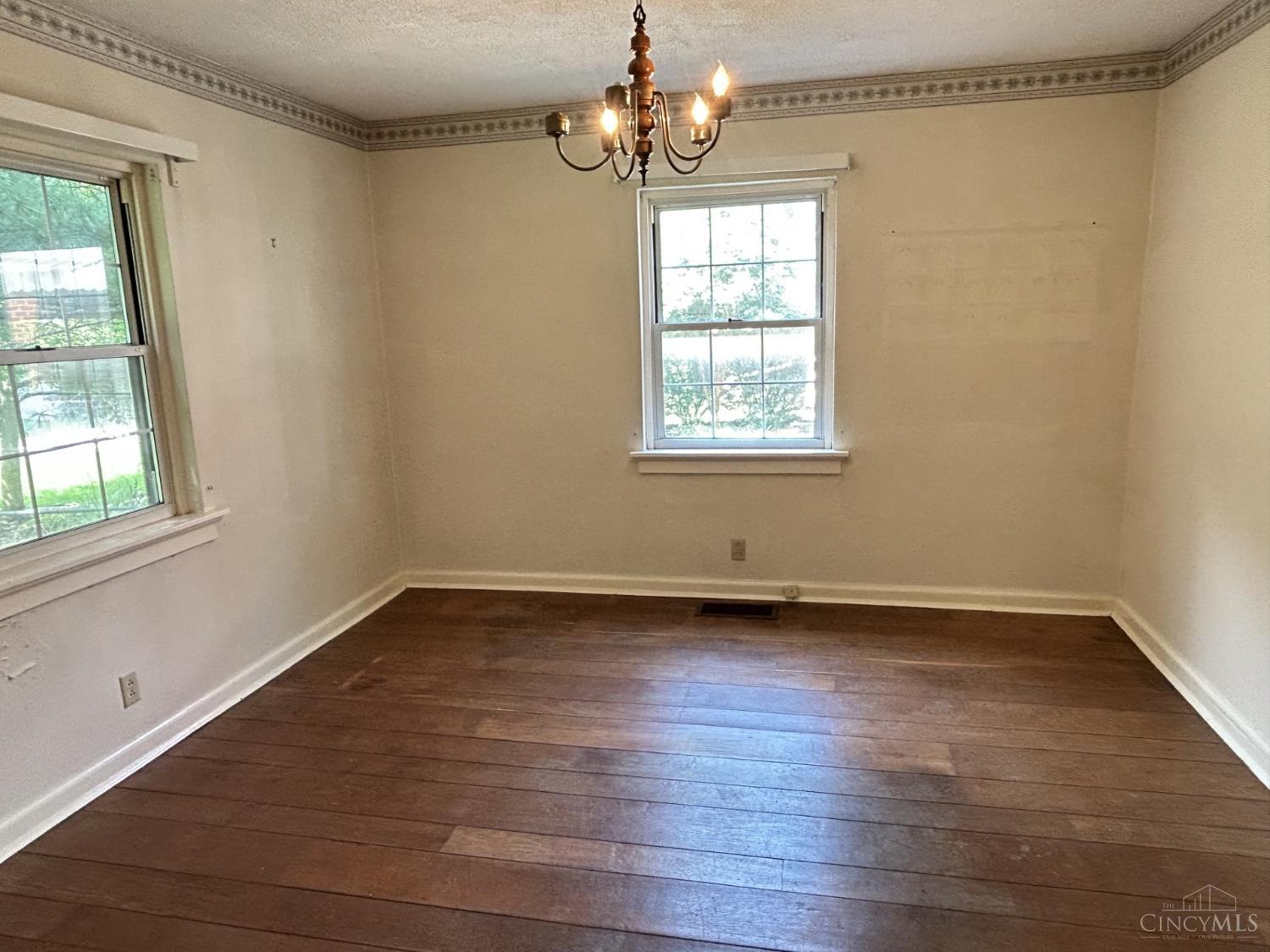 1305 Coolidge Avenue Property Photo 6