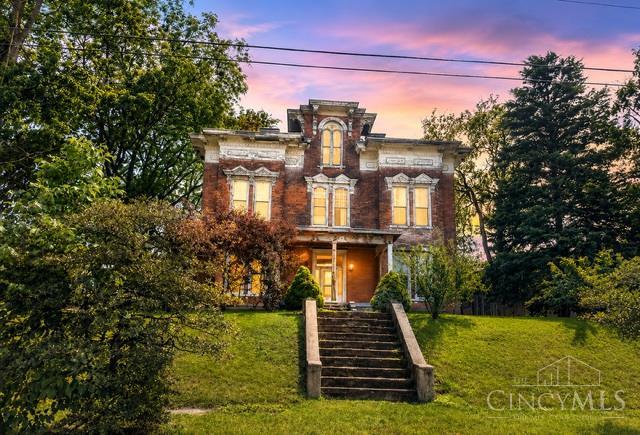 325 Cherry Street Property Photo 1