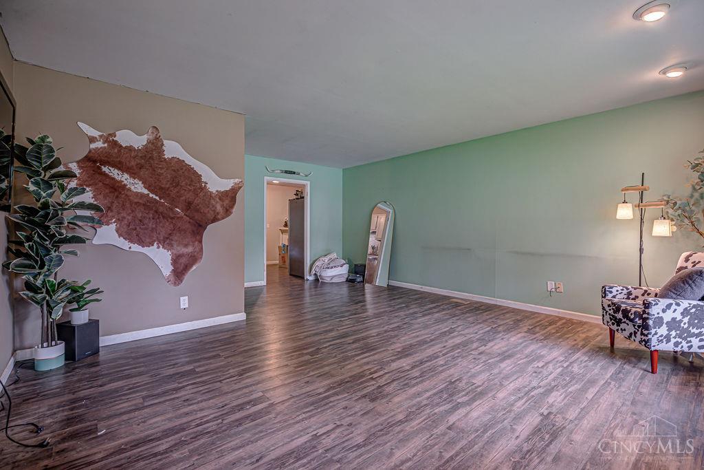 390 Timrick Place Property Photo 5