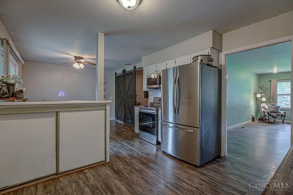 390 Timrick Place Property Photo 10