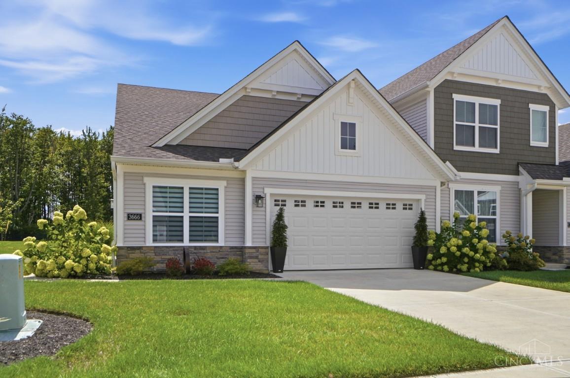3666 Mustang Circle Property Photo 2