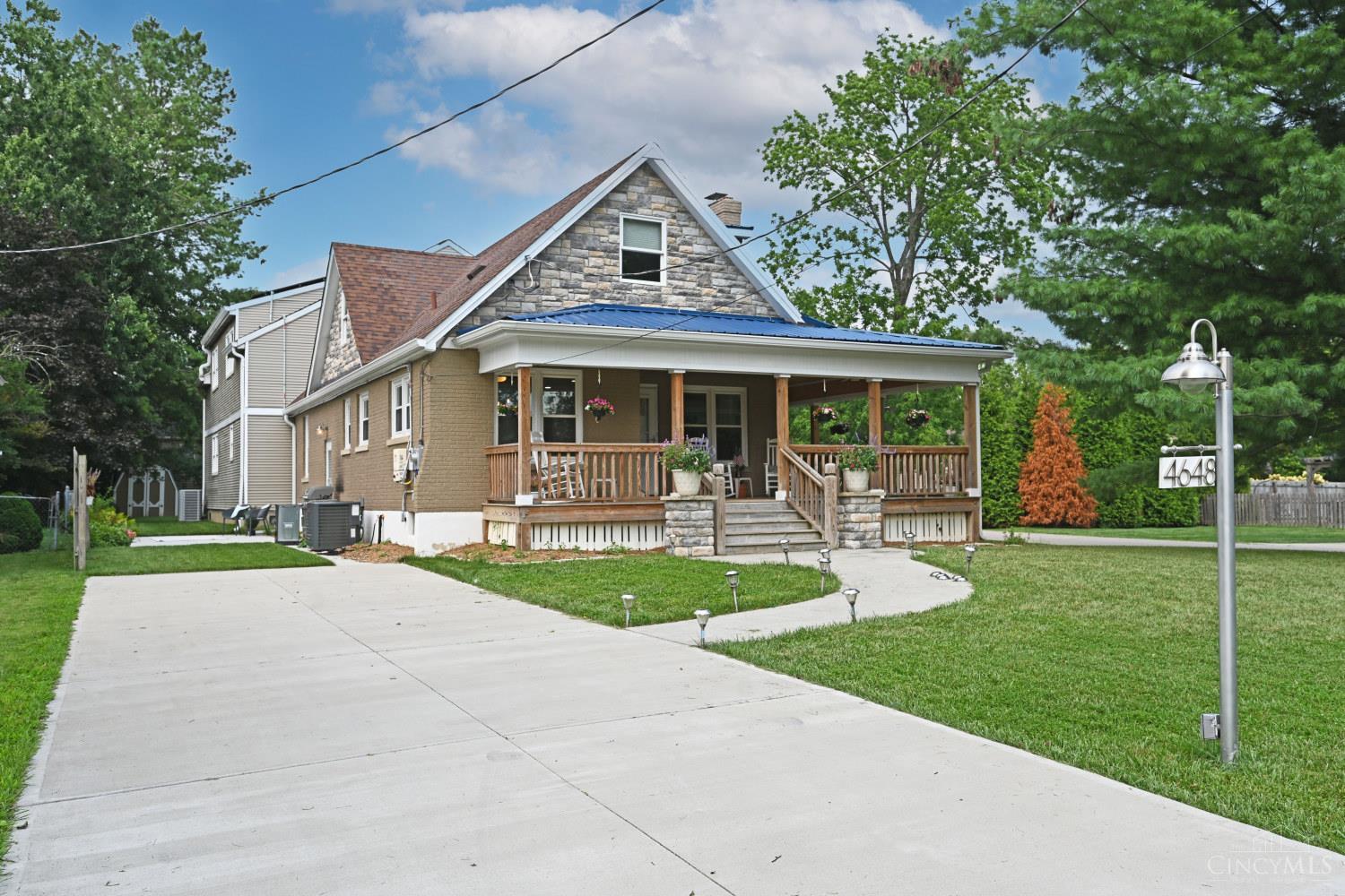 4648 Belleview Avenue Property Photo 1