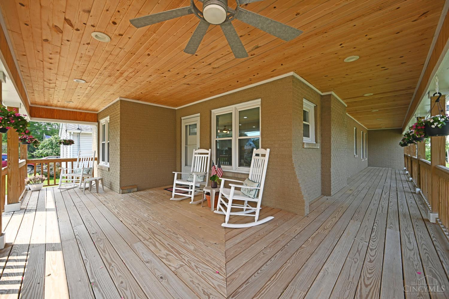4648 Belleview Avenue Property Photo 5