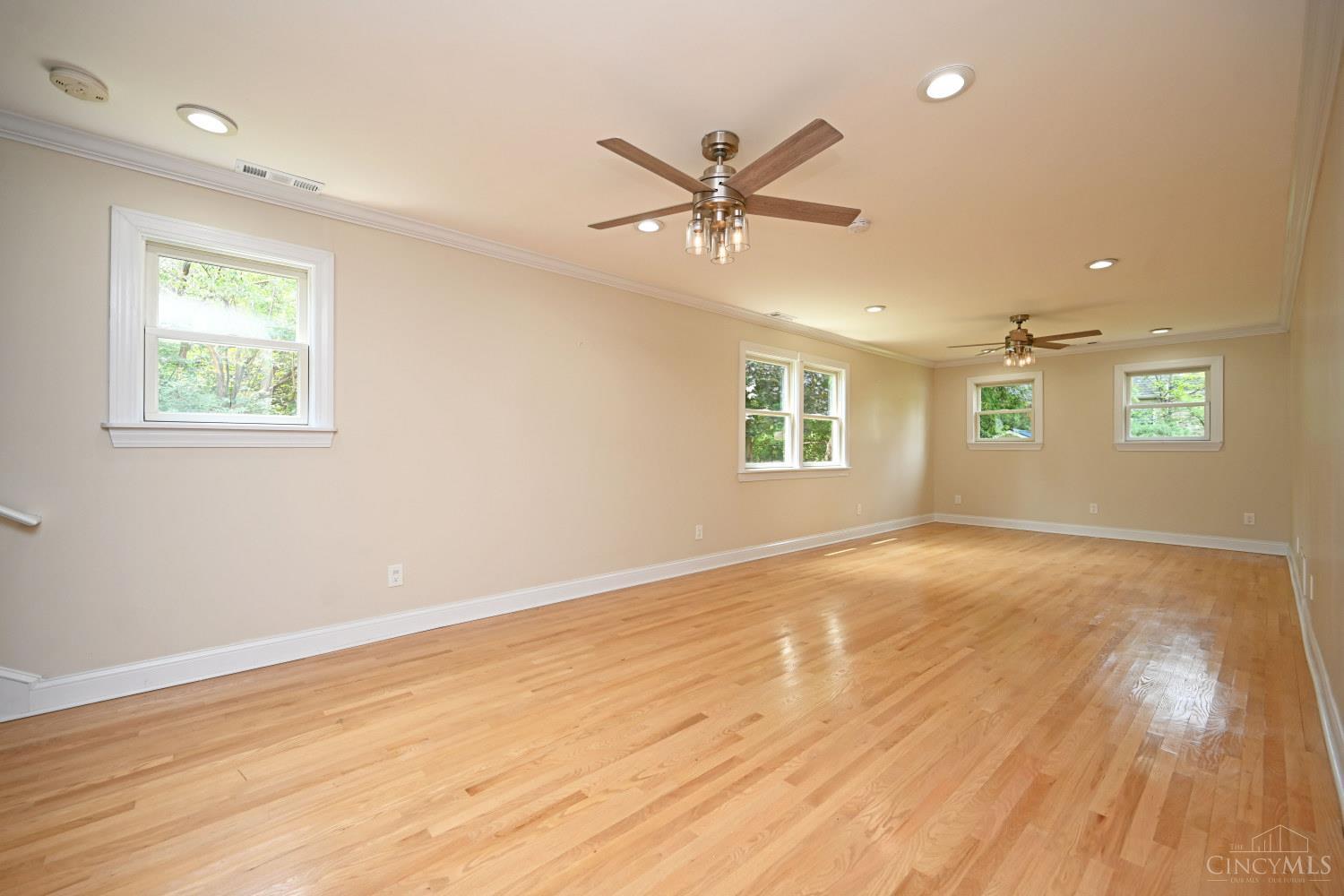 4648 Belleview Avenue Property Photo 15
