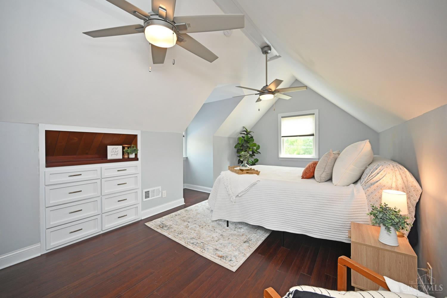 4648 Belleview Avenue Property Photo 37
