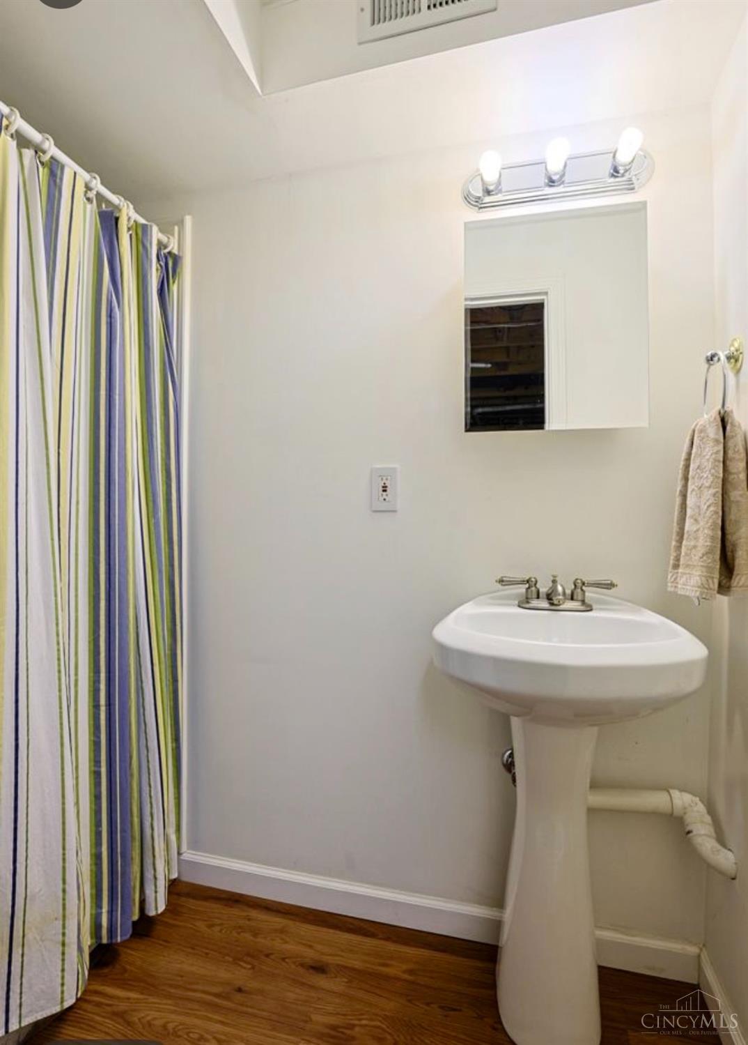 2241 Donnington Lane Property Photo 47