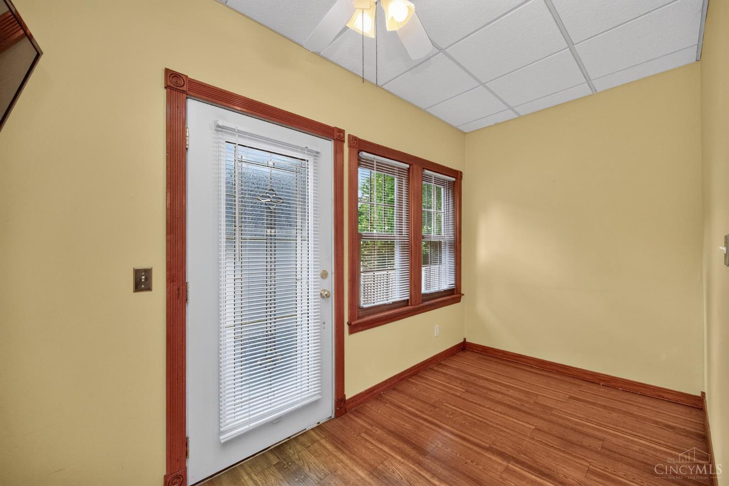 560 Delta Avenue Property Photo 26
