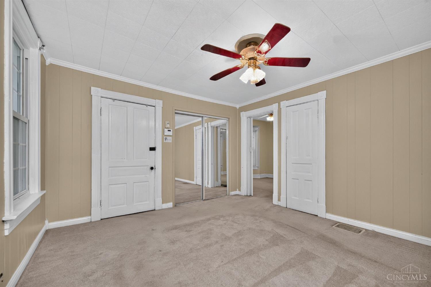 560 Delta Avenue Property Photo 42