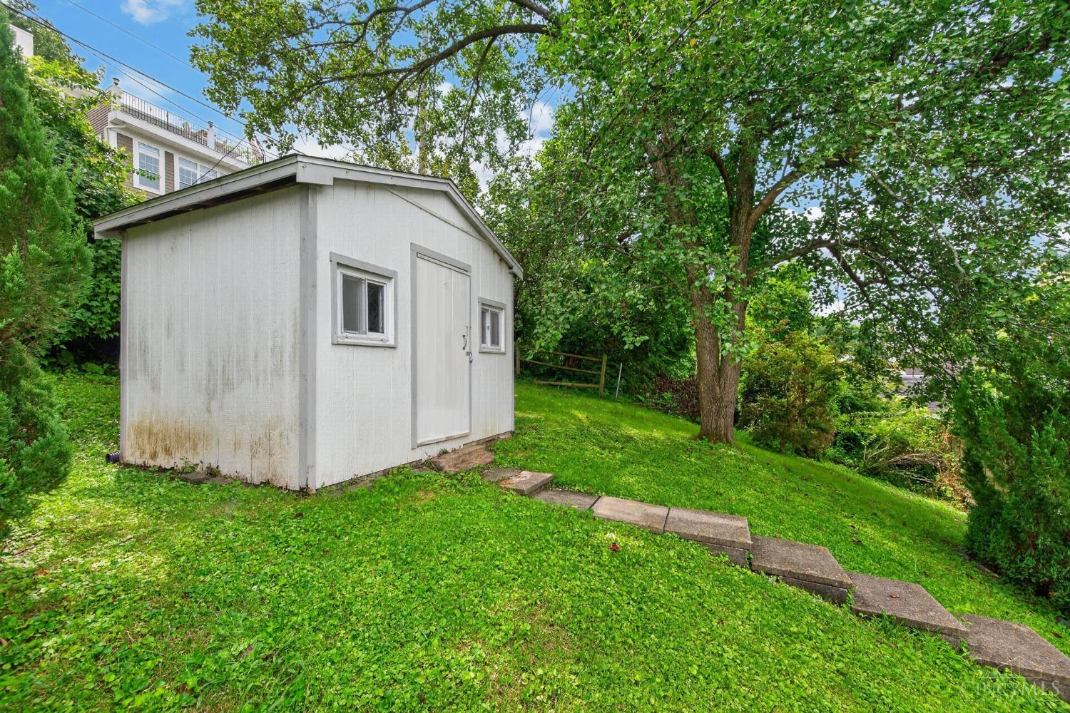 560 Delta Avenue Property Photo 59
