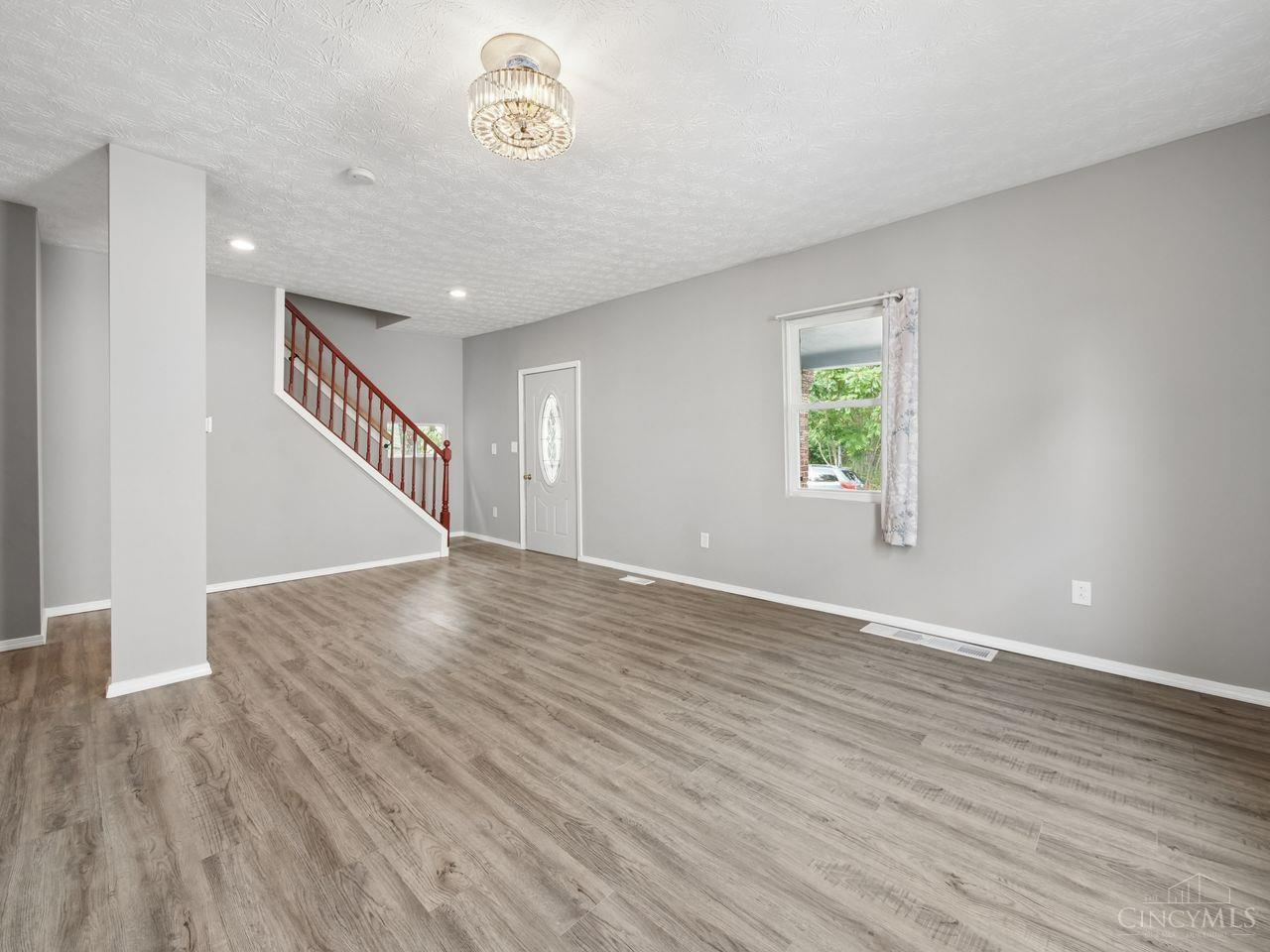 148 Stainton Avenue Property Photo 7