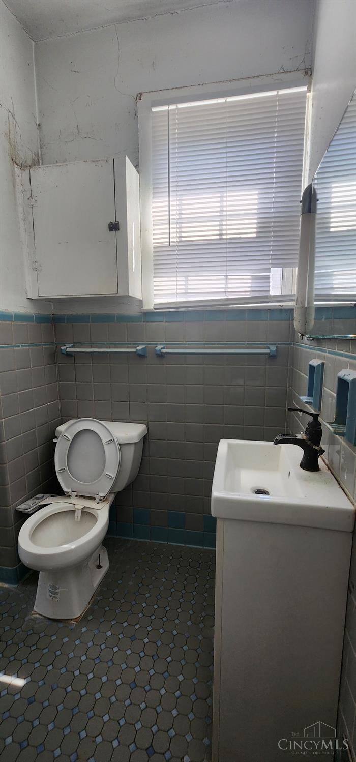 86 De Camp Avenue Property Photo 16