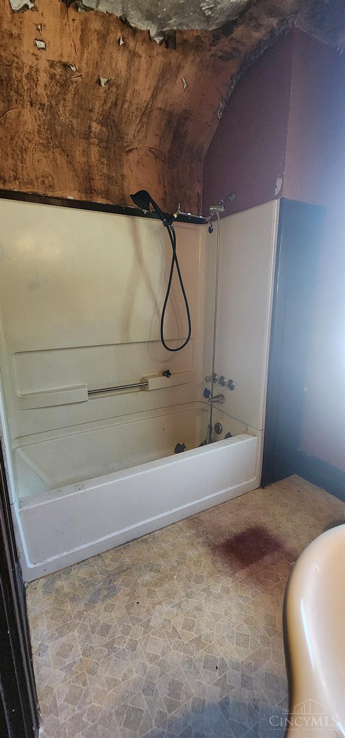 86 De Camp Avenue Property Photo 23