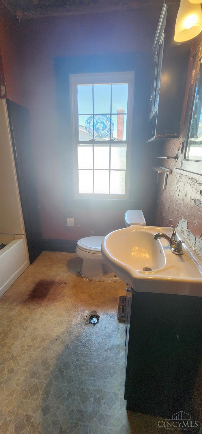 86 De Camp Avenue Property Photo 24