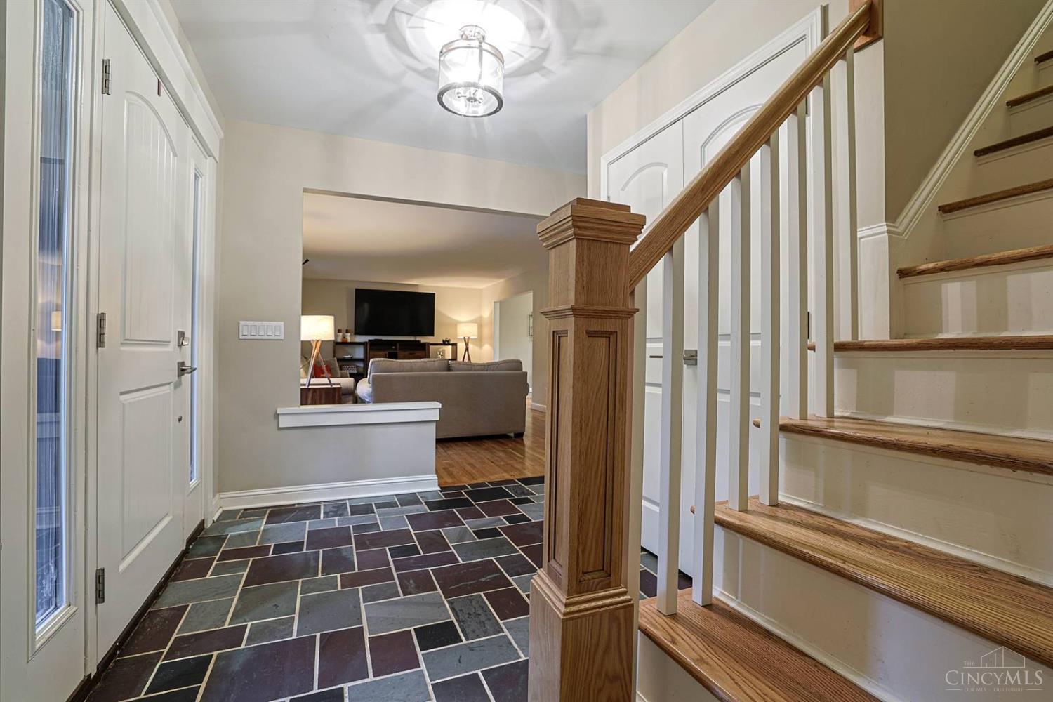 8732 Hollyhock Drive Property Photo 4
