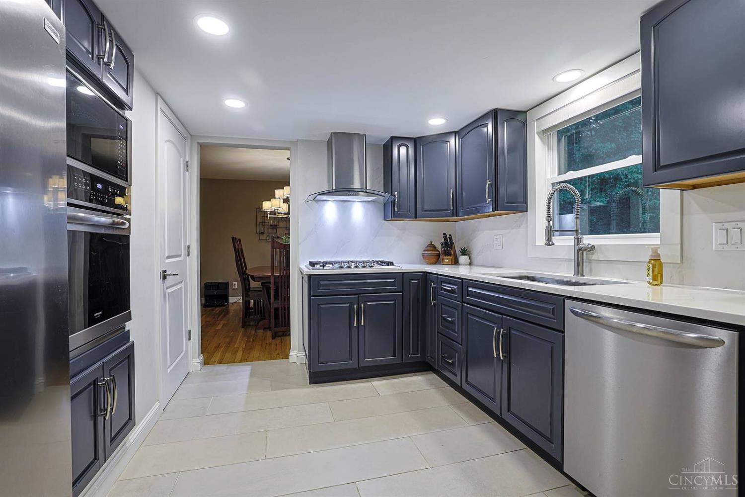 8732 Hollyhock Drive Property Photo 19