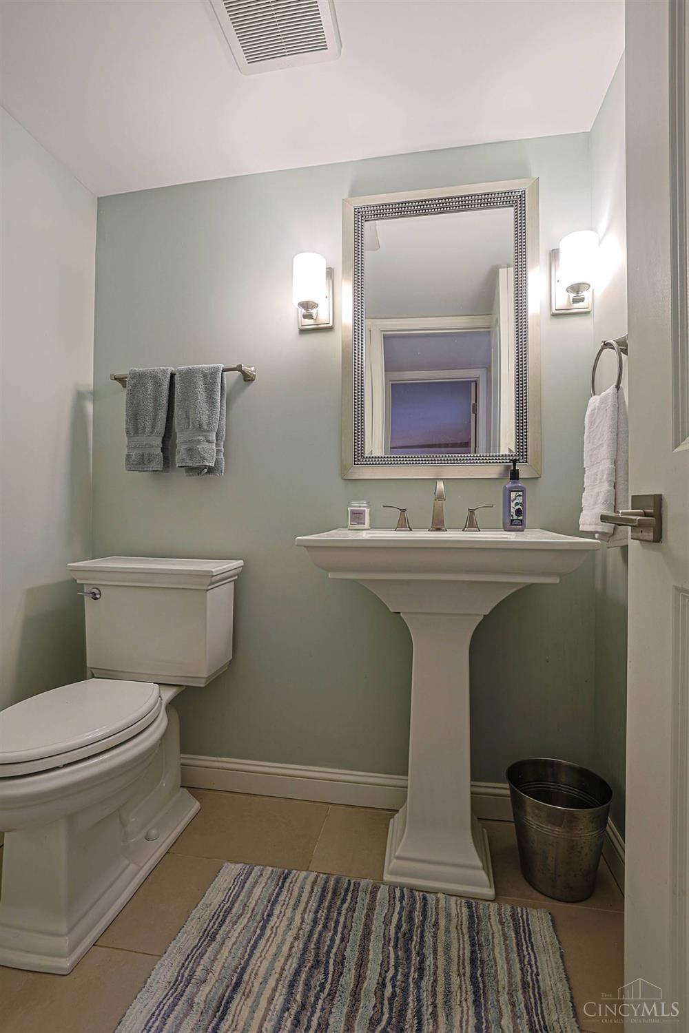 8732 Hollyhock Drive Property Photo 25