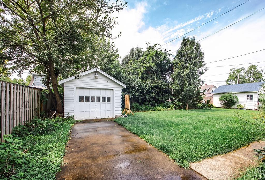 1005 Park Avenue Property Photo 21