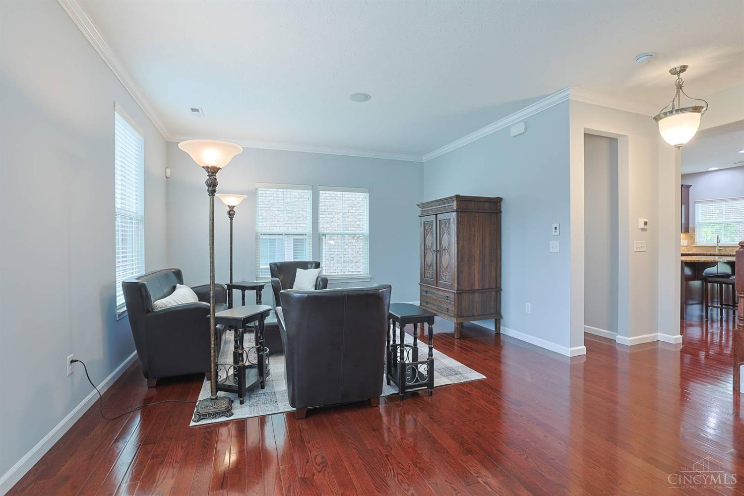 9558 Cobblestone Walk Property Photo 6