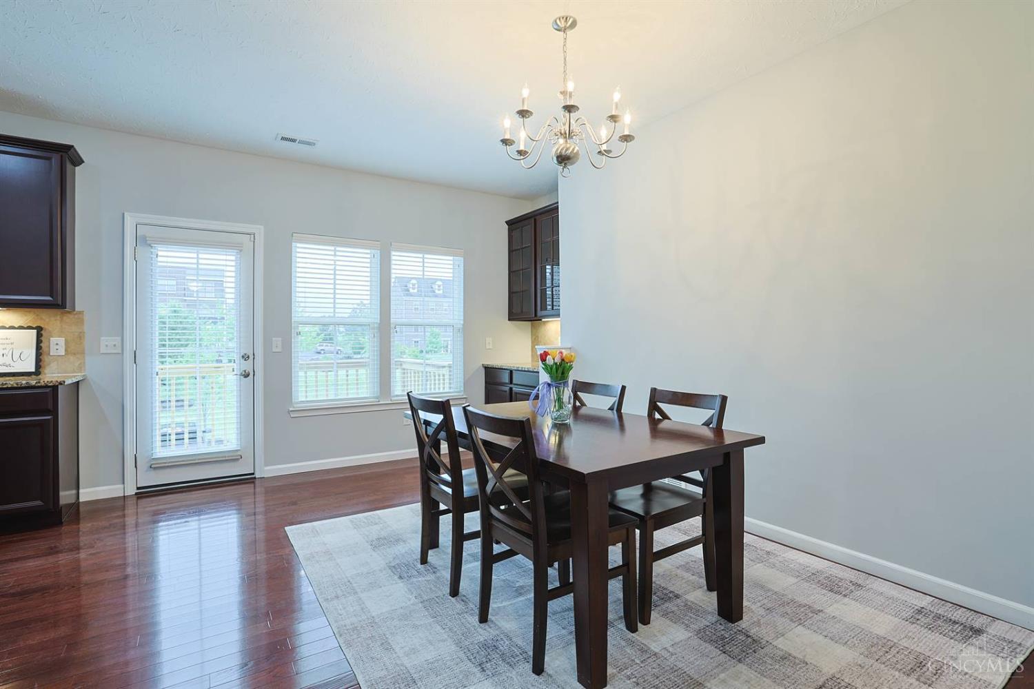 9558 Cobblestone Walk Property Photo 13