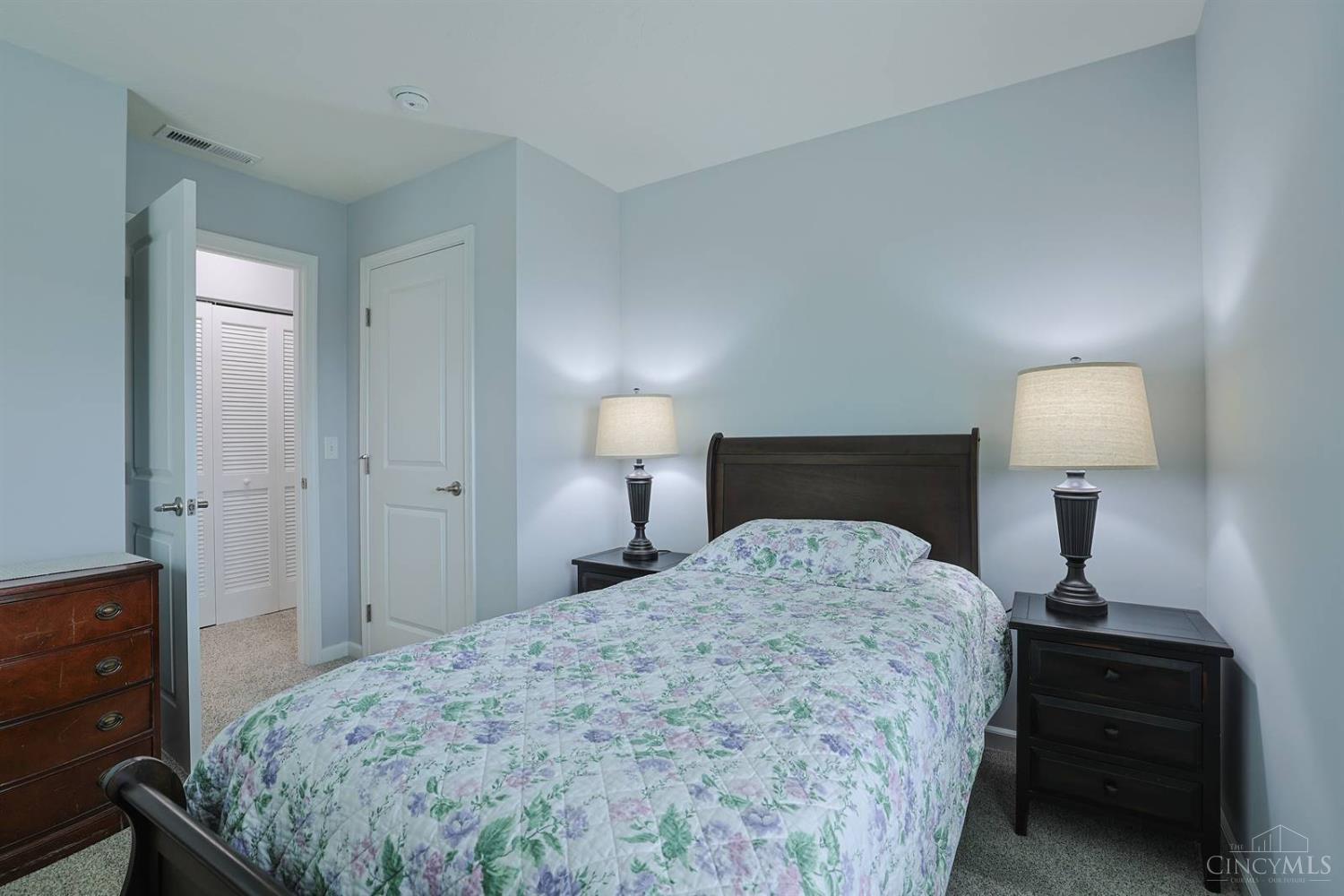 9558 Cobblestone Walk Property Photo 29