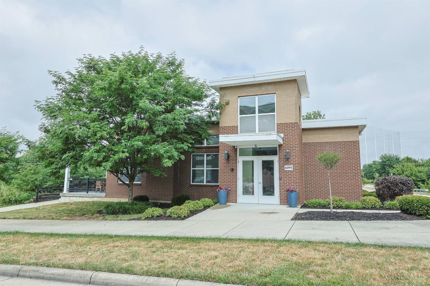 9558 Cobblestone Walk Property Photo 46