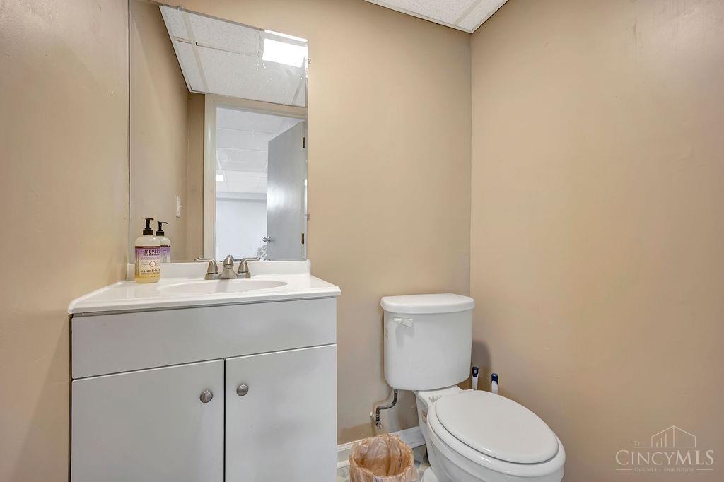 941 Tiffin Ave Property Photo 23
