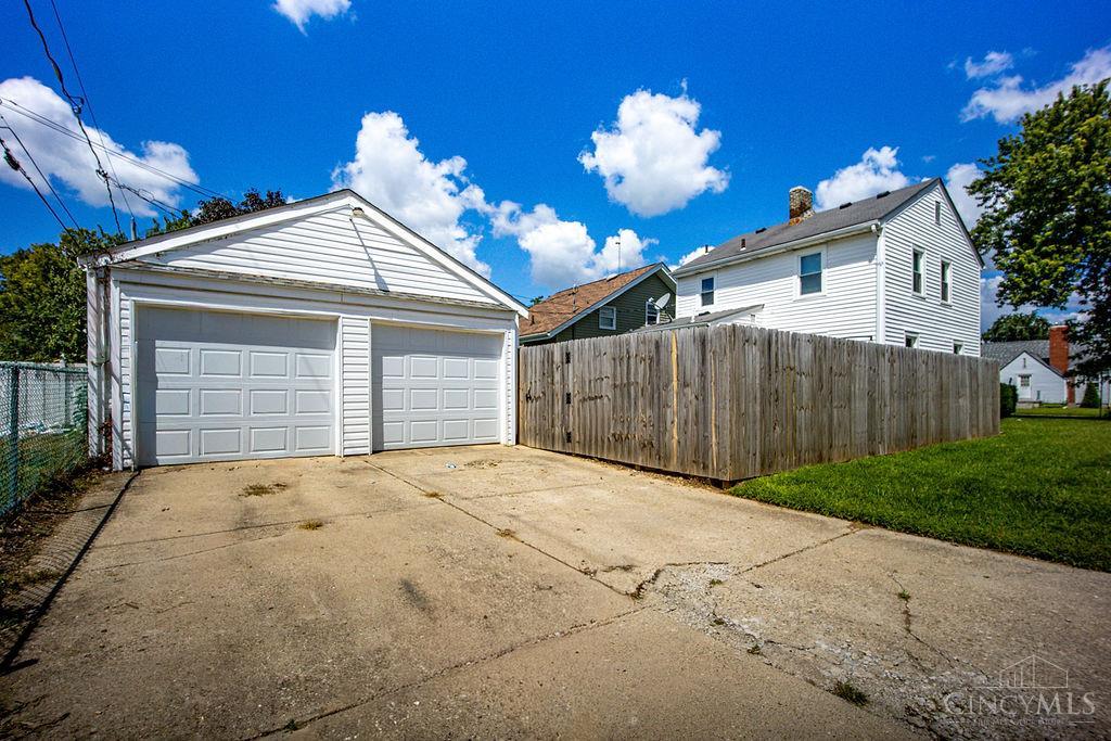 941 Tiffin Ave Property Photo 35