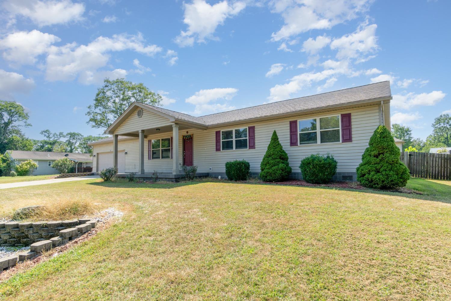 175 Douglas Circle Property Photo 1