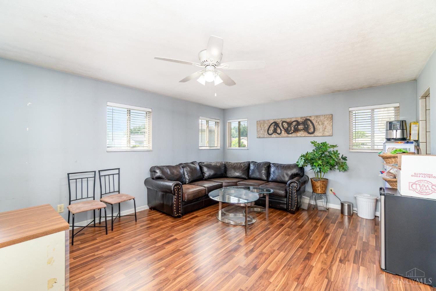 175 Douglas Circle Property Photo 8