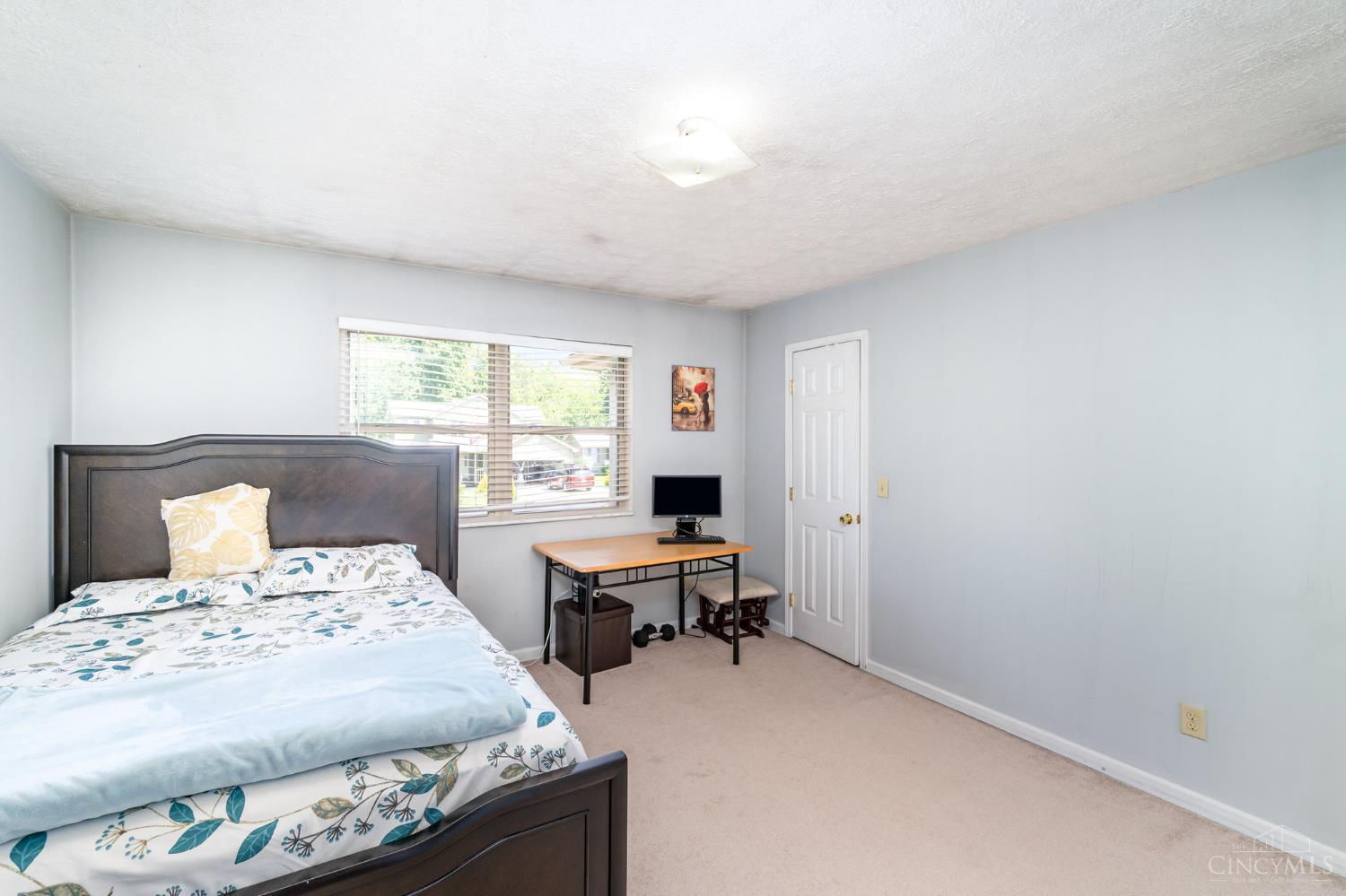 175 Douglas Circle Property Photo 10