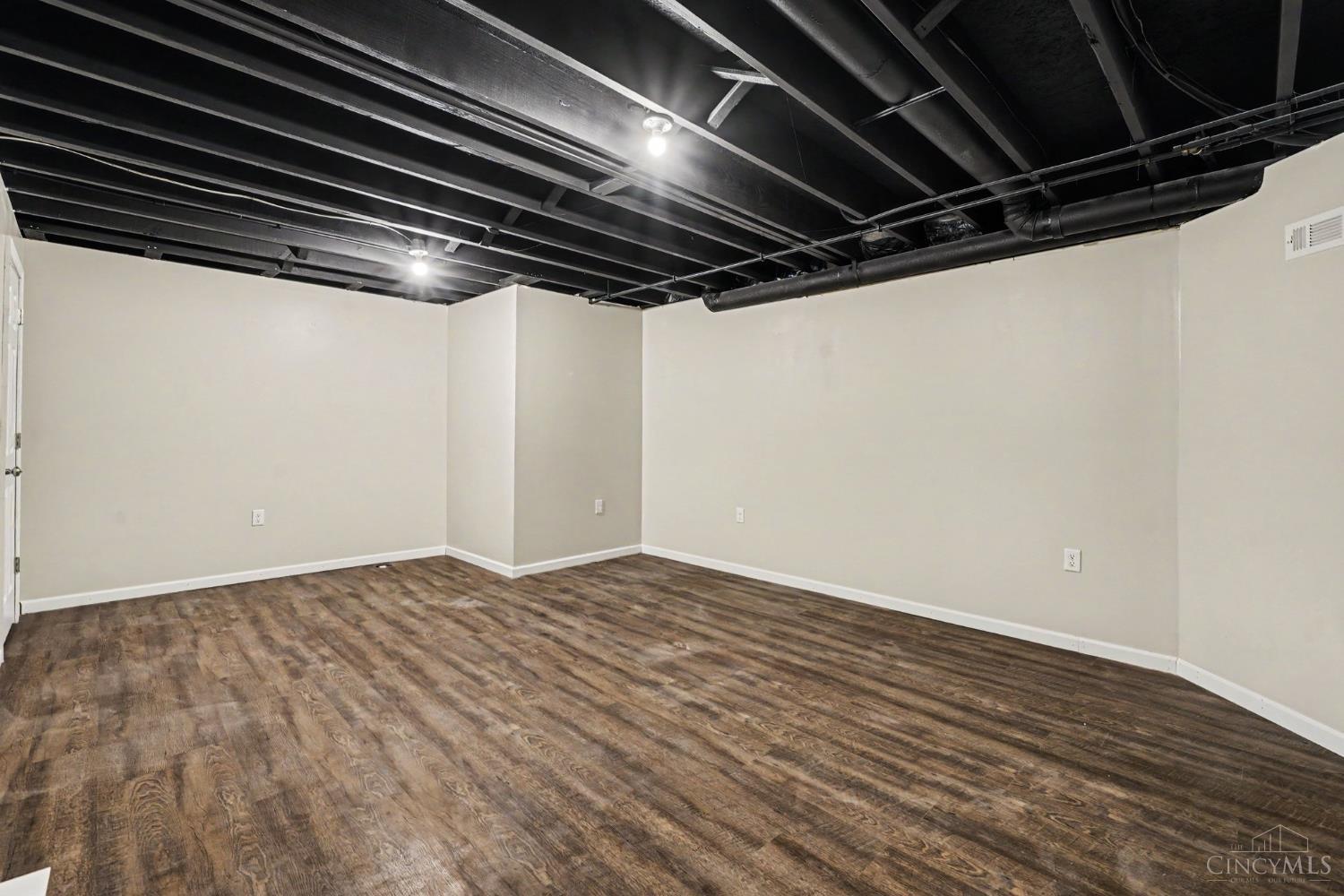 402 Irons Run Court Property Photo 15