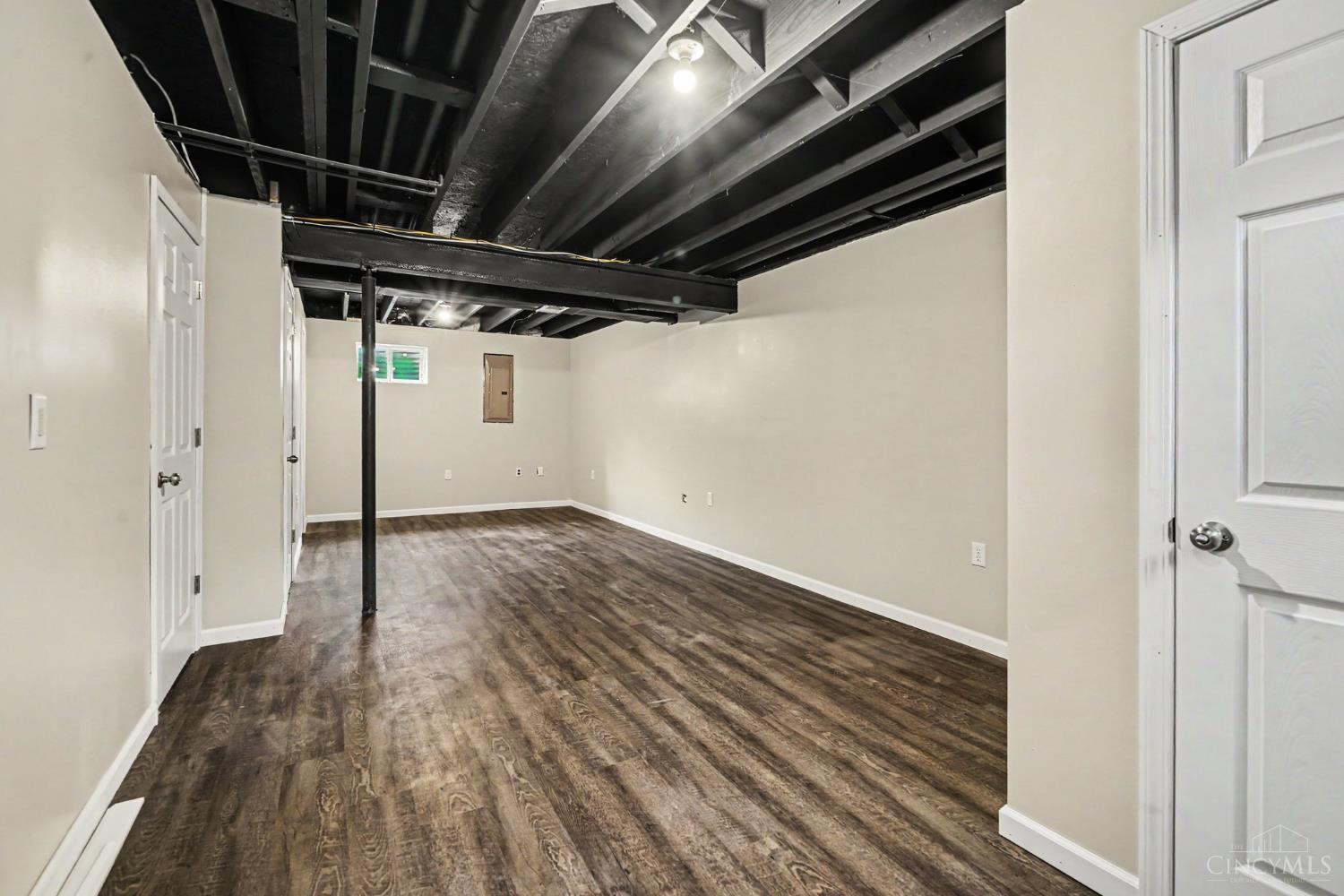 402 Irons Run Court Property Photo 16