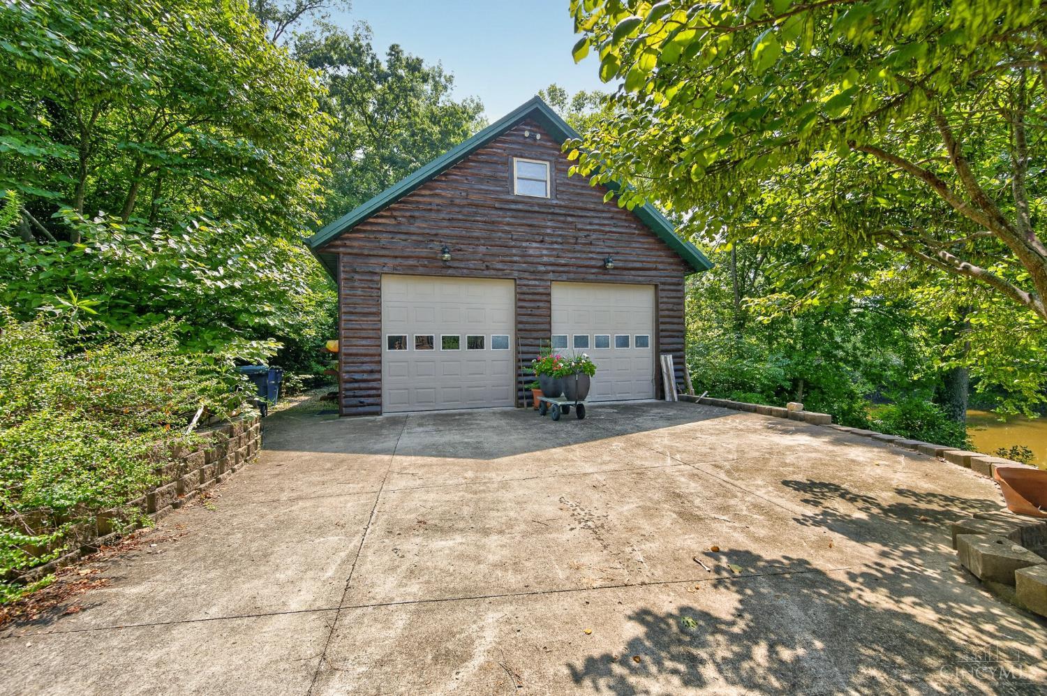 2197 Elklick Road Property Photo 16