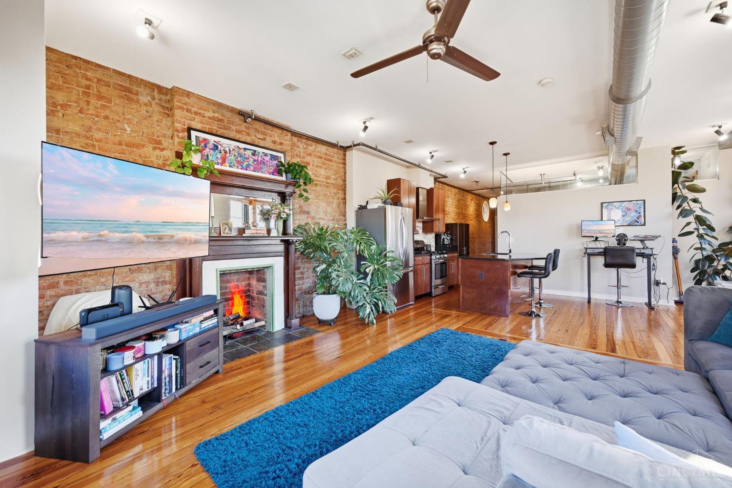 1237 Vine Property Photo 18