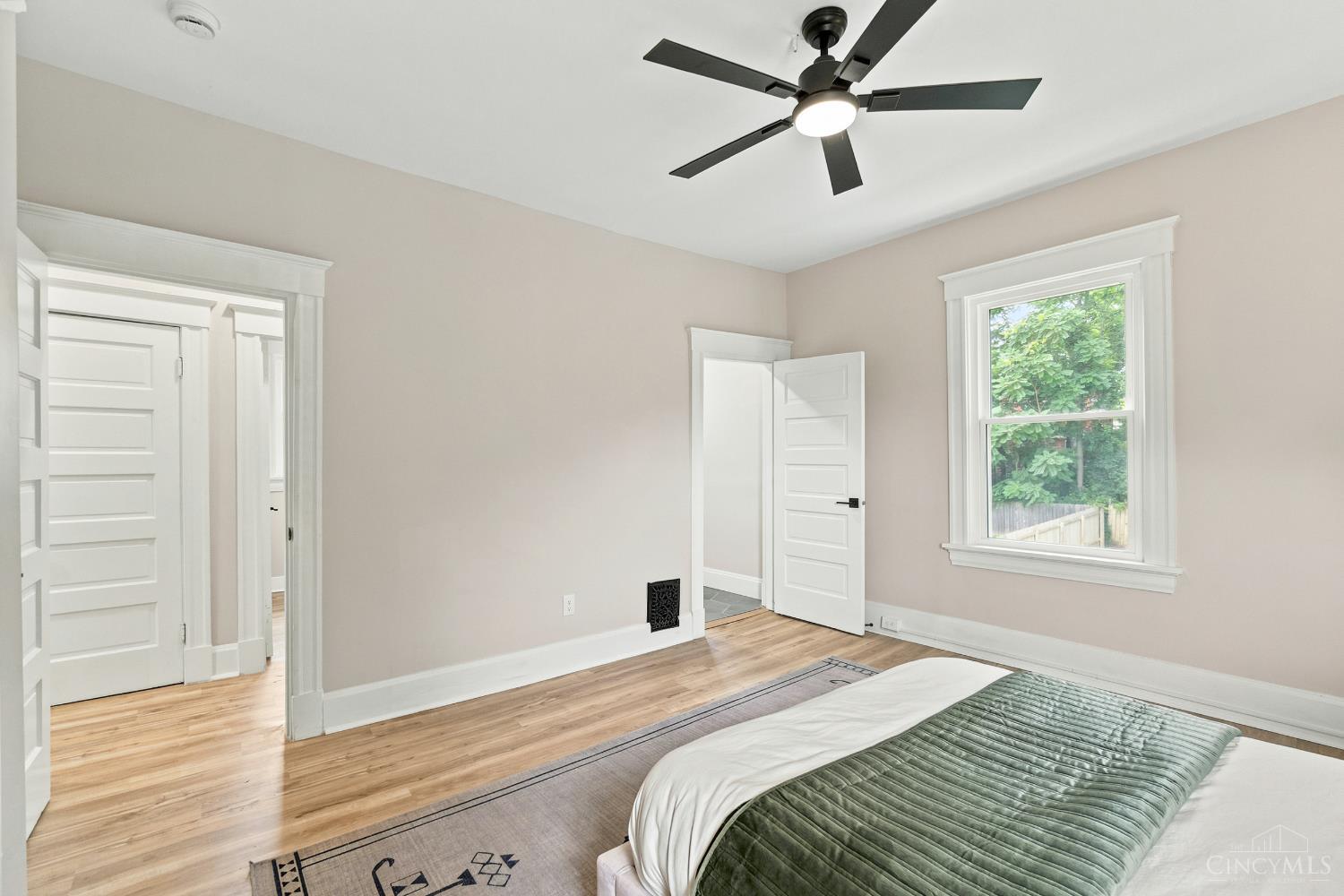 1860 Kinney Avenue Property Photo 19