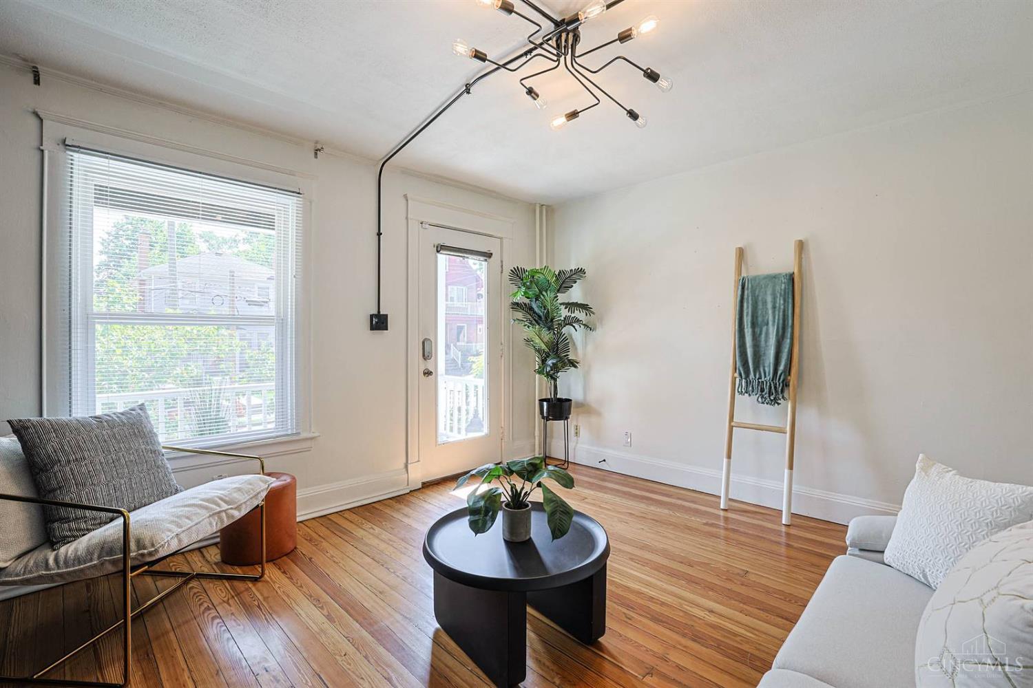 3639 Columbus Avenue Property Photo 7