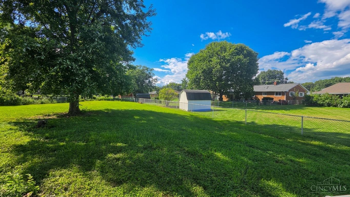 938 Hicks Boulevard Property Photo 3