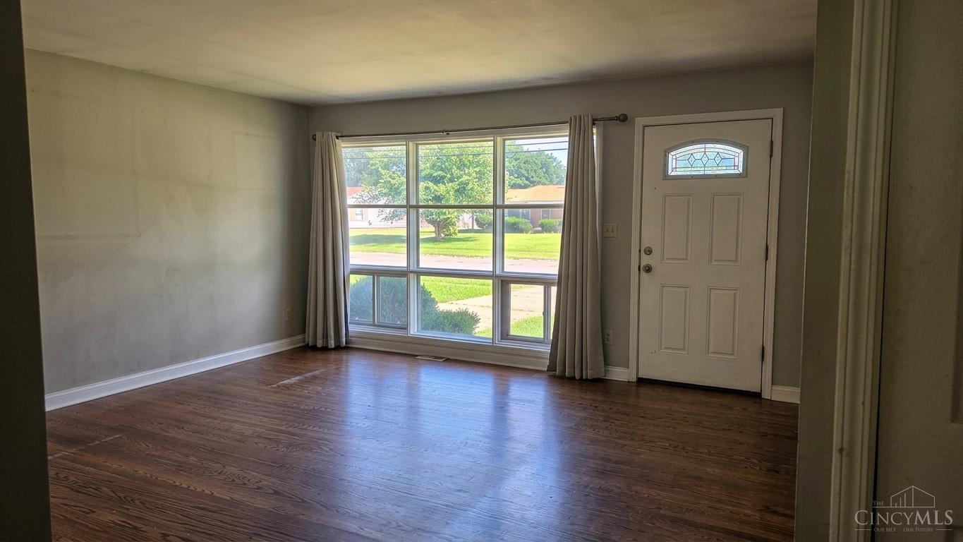938 Hicks Boulevard Property Photo 5